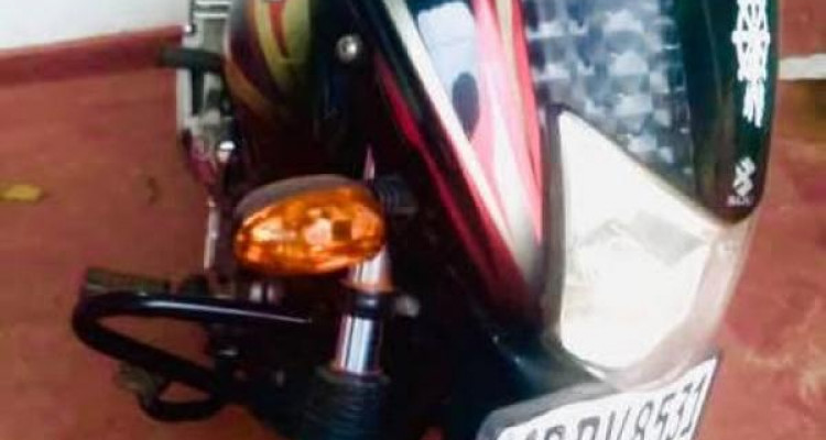 BAJAJ PLATINA 2016