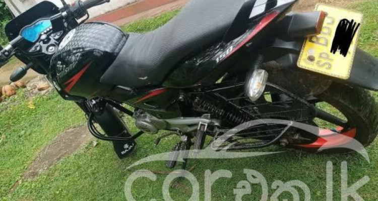 BAJAJ PULSAR 150 2014