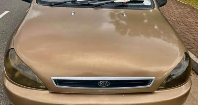 KIA RIO 2001