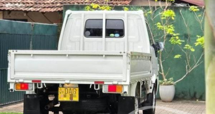 MAZDA BONGO 2016