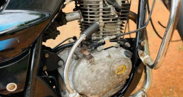 BAJAJ DISCOVER 125 2005