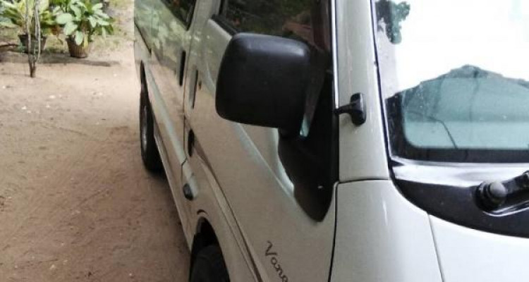 NISSAN VANETTE 2003