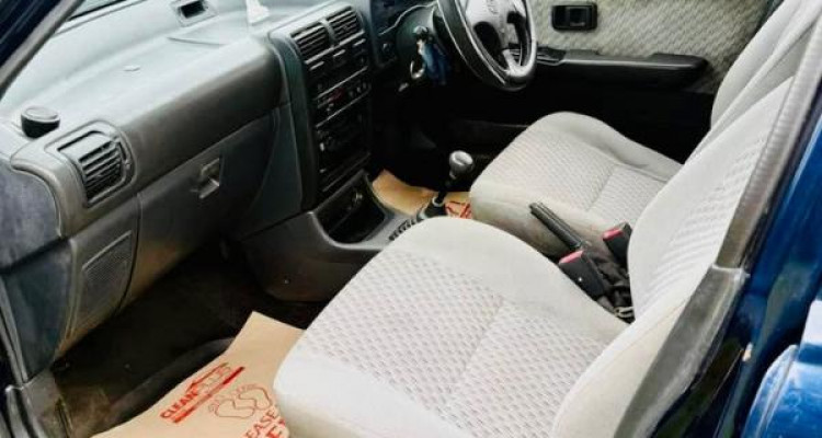 TOYOTA STARLET EP82 1992