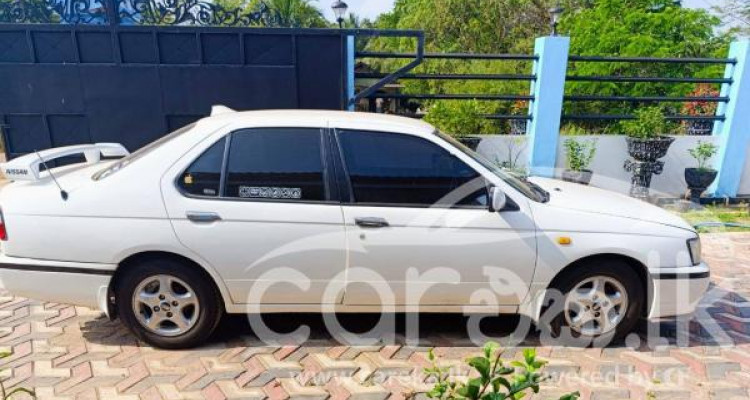 NISSAN BLUEBIRD 1998