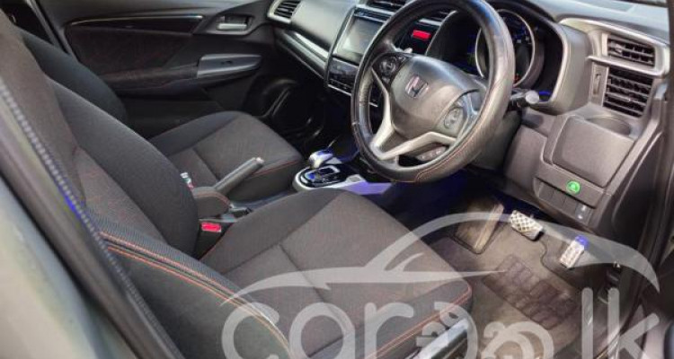 HONDA FIT GP5 2014