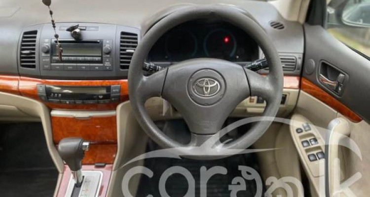 TOYOTA PREMIO 2007