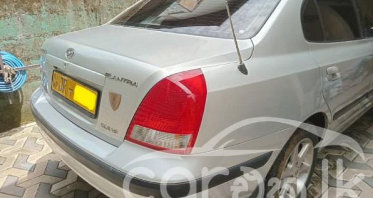 HYUNDAI ELANTRA 2000