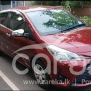 TOYOTA VITZ 2017