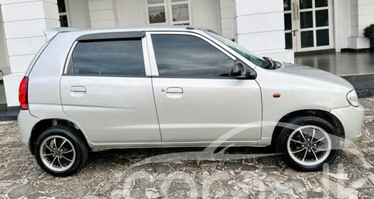 SUZUKI ALTO 2010