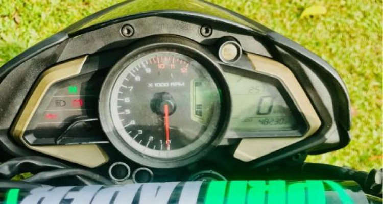 BAJAJ PULSAR NS 2016