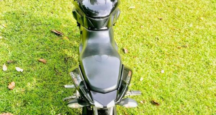 BAJAJ PULSAR NS 2016