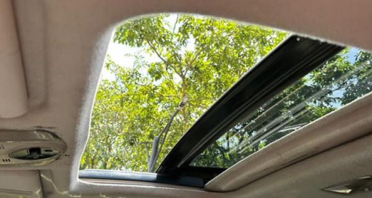 TOYOTA PRIUS 2010