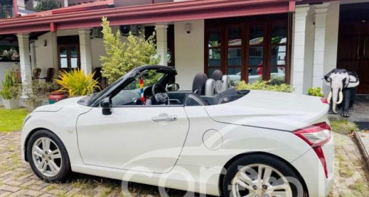 DAIHATSU COPEN ROBE 2016