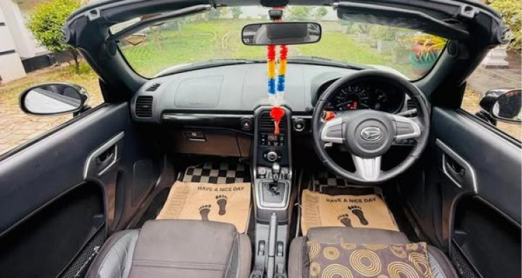DAIHATSU COPEN ROBE 2016