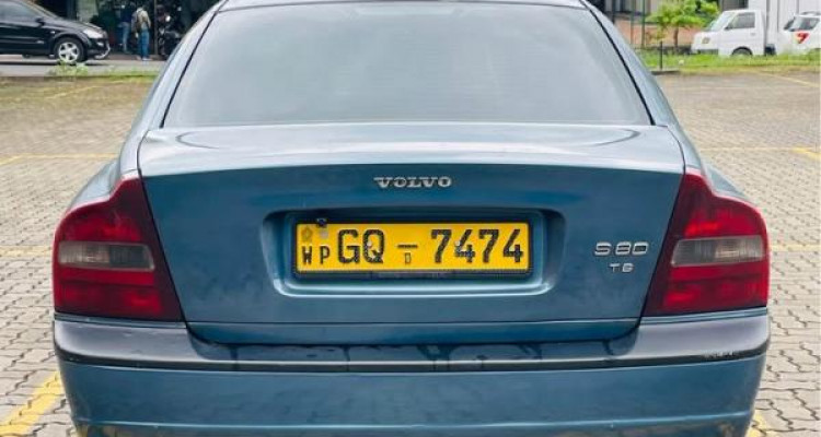 VOLVO S80 2006