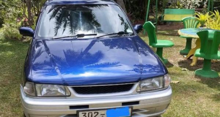 NISSAN WINGROAD 1996