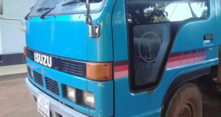 ISUZU ELF 1987