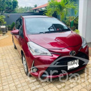 TOYOTA VITZ 2019