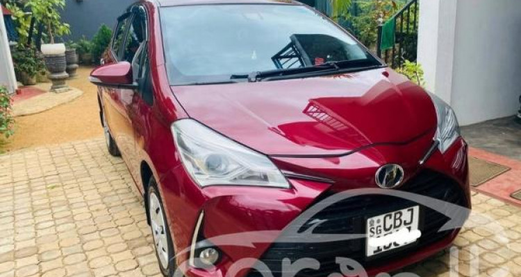 TOYOTA VITZ 2019
