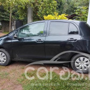TOYOTA VITZ 2009
