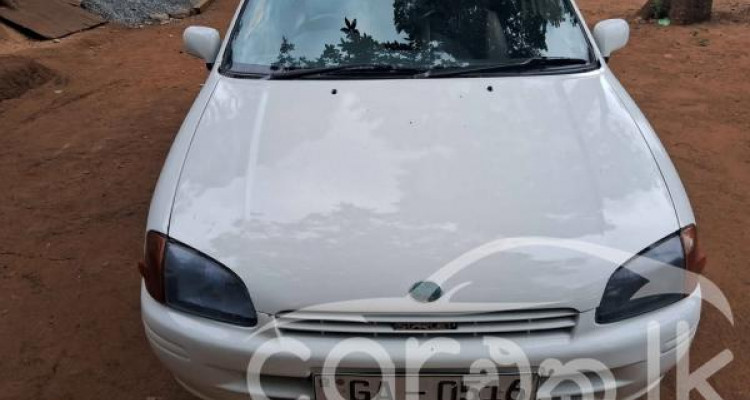 TOYOTA STARLET 1999