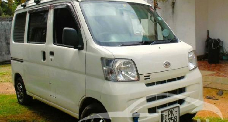 DAIHATSU HIJET 2016