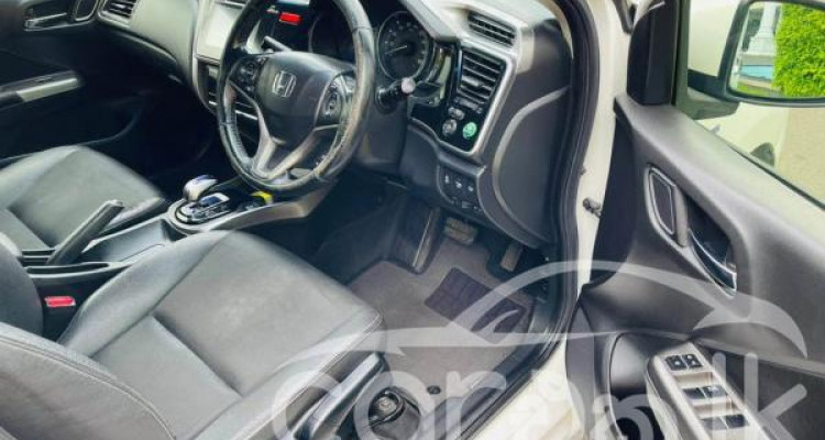 HONDA GRACE 2015