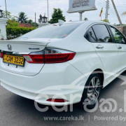 HONDA GRACE 2015