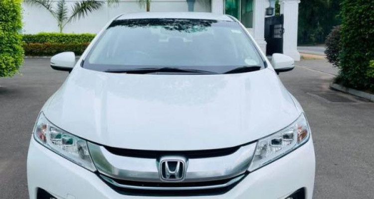 HONDA GRACE 2015