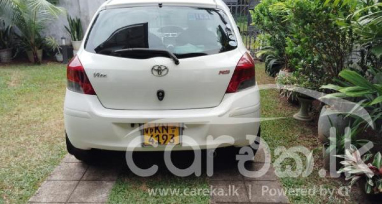 TOYOTA VITZ 2008