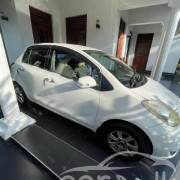 TOYOTA VITZ 2008