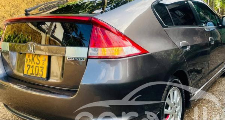 HONDA INSIGHT 2010