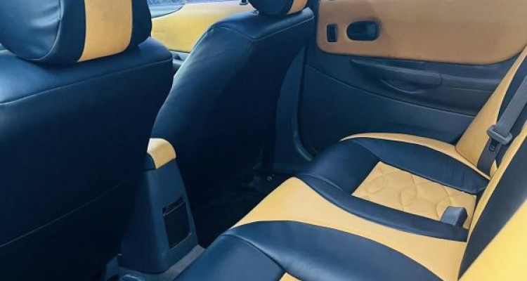 FORD LASER 2000