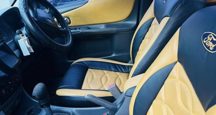 FORD LASER 2000