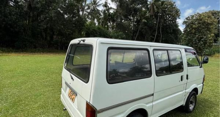 MAZDA BONGO 1994