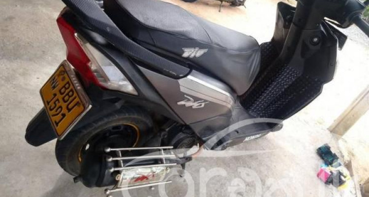 HONDA DIO 2015