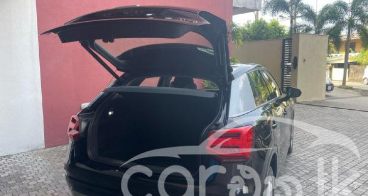 AUDI Q2 2017