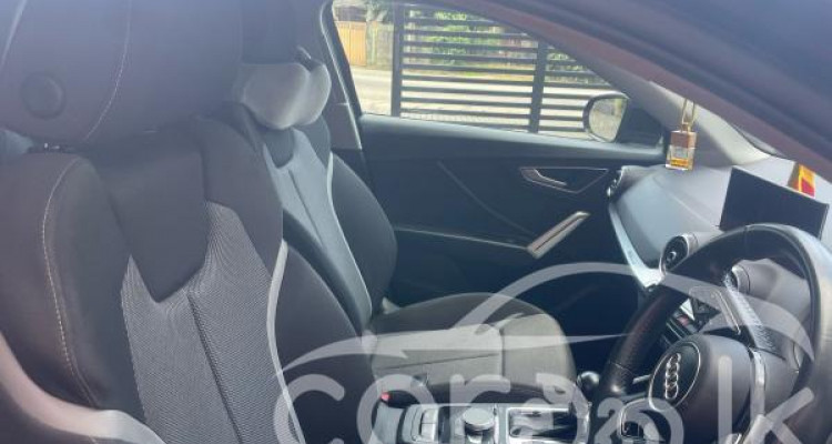 AUDI Q2 2017