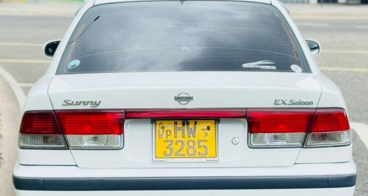 NISSAN SUNNY FB15 2000