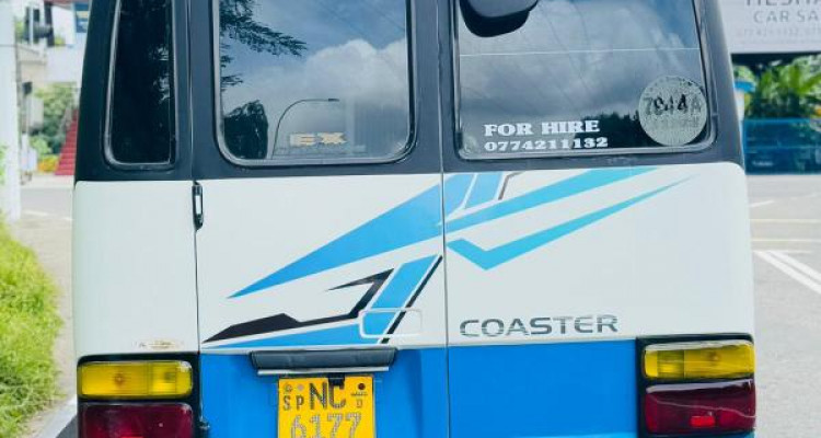 TOYOTA COASTER 2016