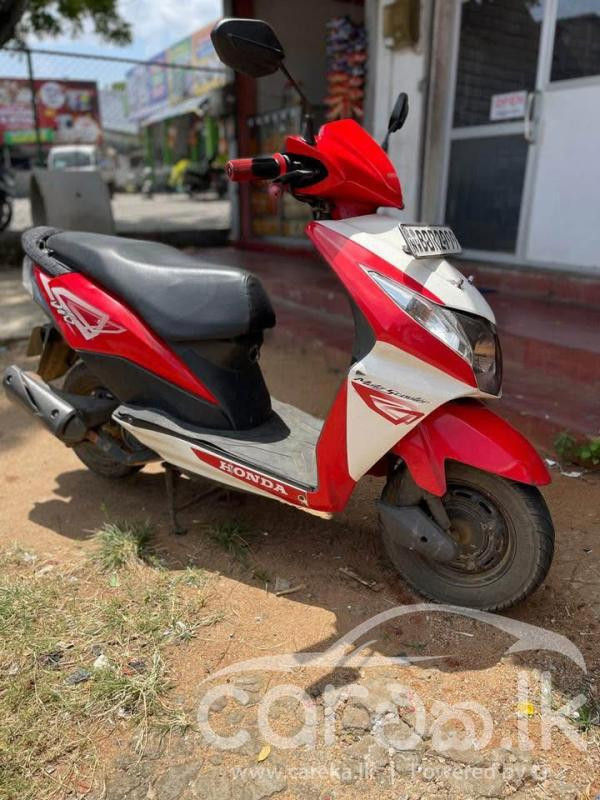 HONDA DIO 2016