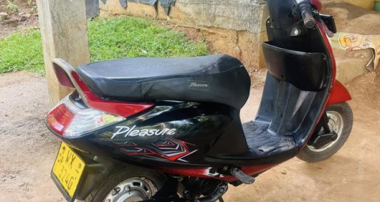 HERO PLEASURE 2011