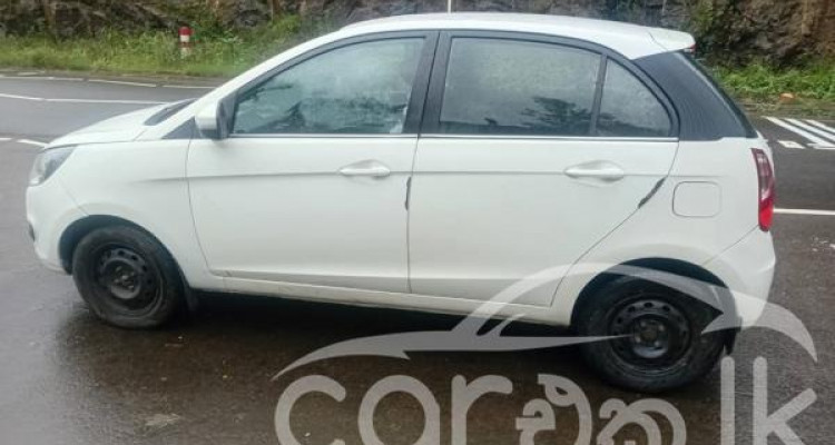 TATA BOLT 2015