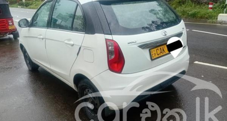 TATA BOLT 2015