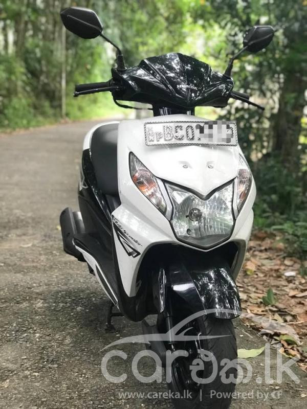 HONDA DIO 2015