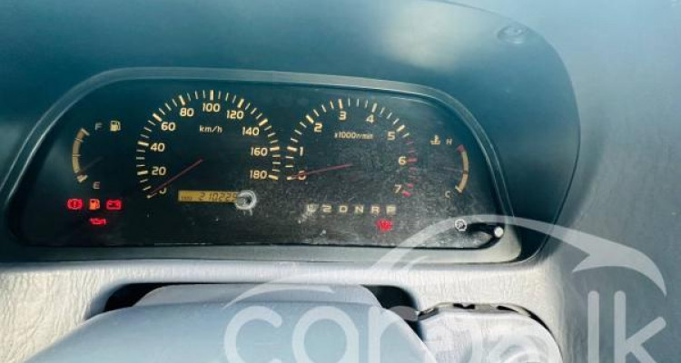 TOYOTA LAND CRUISER PRADO 1999
