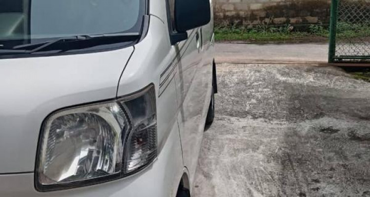 DAIHATSU HIJET 2015