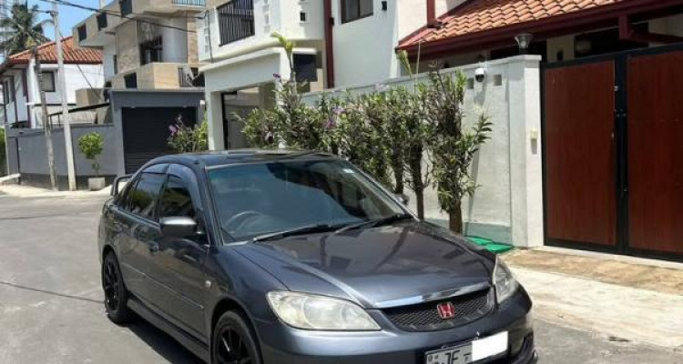 HONDA CIVIC ES8 2004