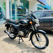 BAJAJ PLATINA 2017