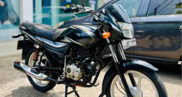 BAJAJ PLATINA 2017